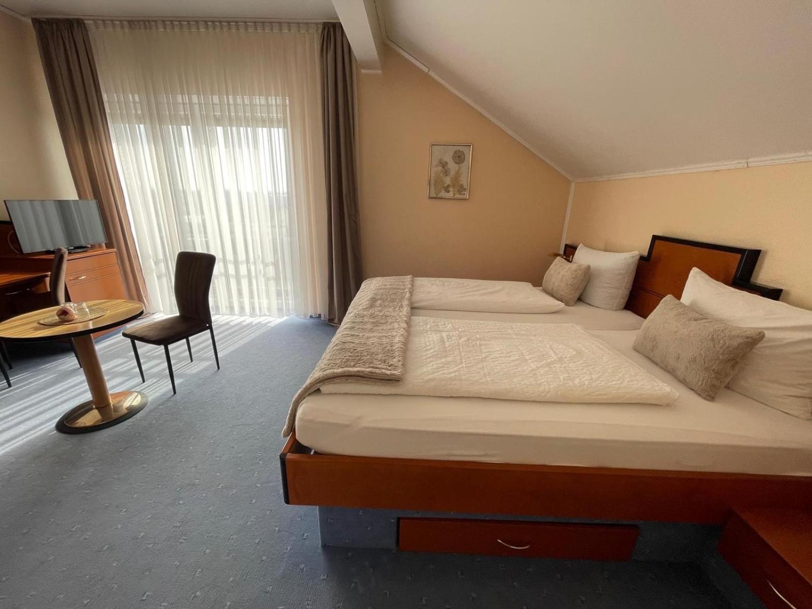 Heppenheimer Hof Hotel Worms Esterno foto